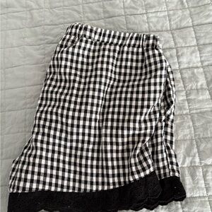 Elegant Black and White Checkered Pencil Shorts
